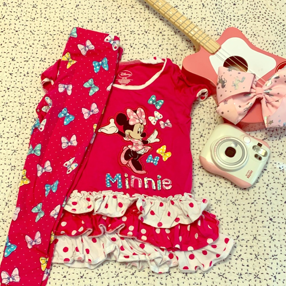Disney little girls XS (4) Minnie outfit